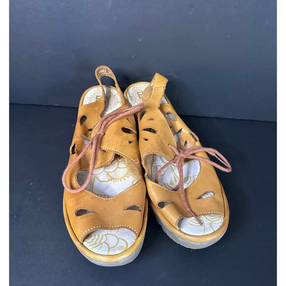 Fly London Shoes Women's Size 8/39 Tan Leather Slingback Wedge Peep Toe - Picture 1 of 8